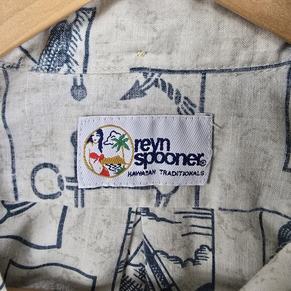 Reyn Spooner Blue and White Casual Button Down Shirt - Picture 5 of 10